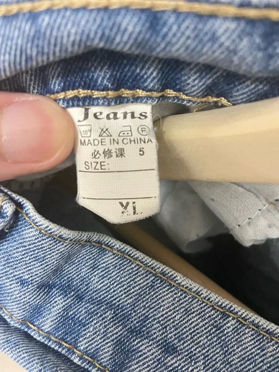 Light Wash Button-Front Denim Skirt - Picture 5 of 5